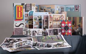 Photo: Comic "Building Stories" by Chris Ware